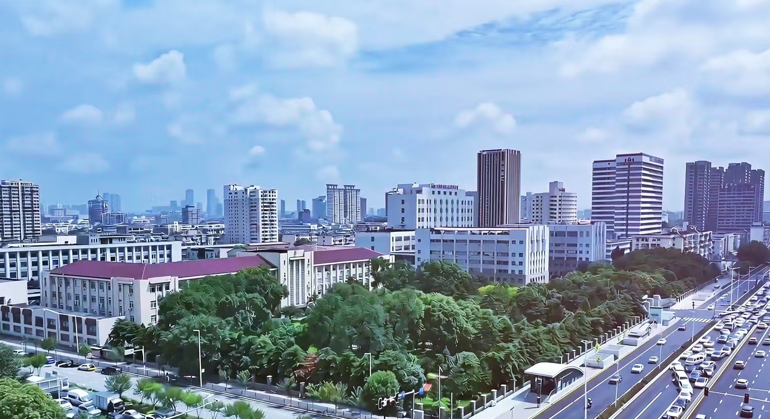 【中国科学院金属研究所视频号】穿越城市，奔赴新程